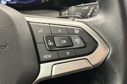 Valkoinen Volkswagen GOLF 2020 kuva 13.