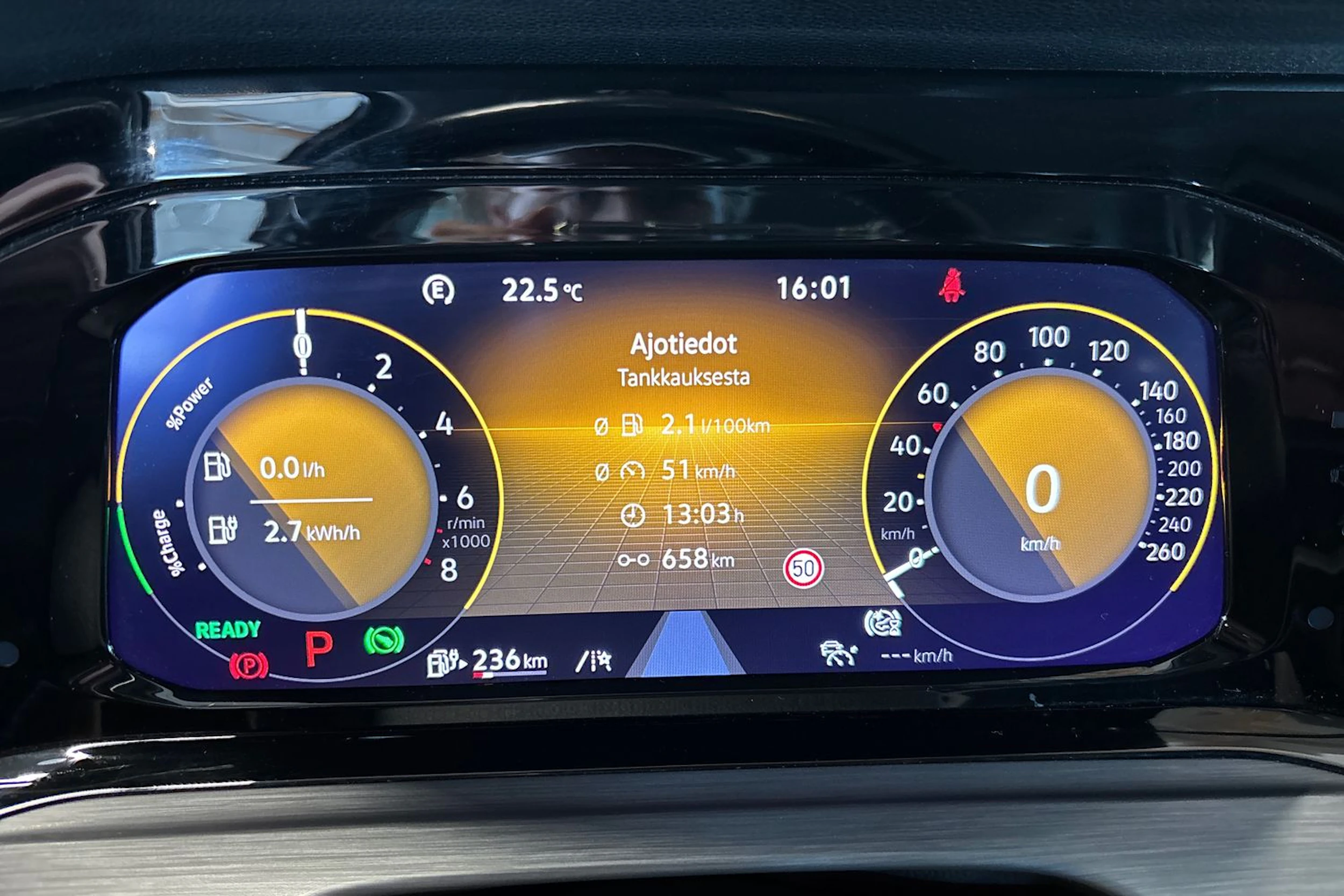 Harmaa Volkswagen GOLF 2020 kuva 11.