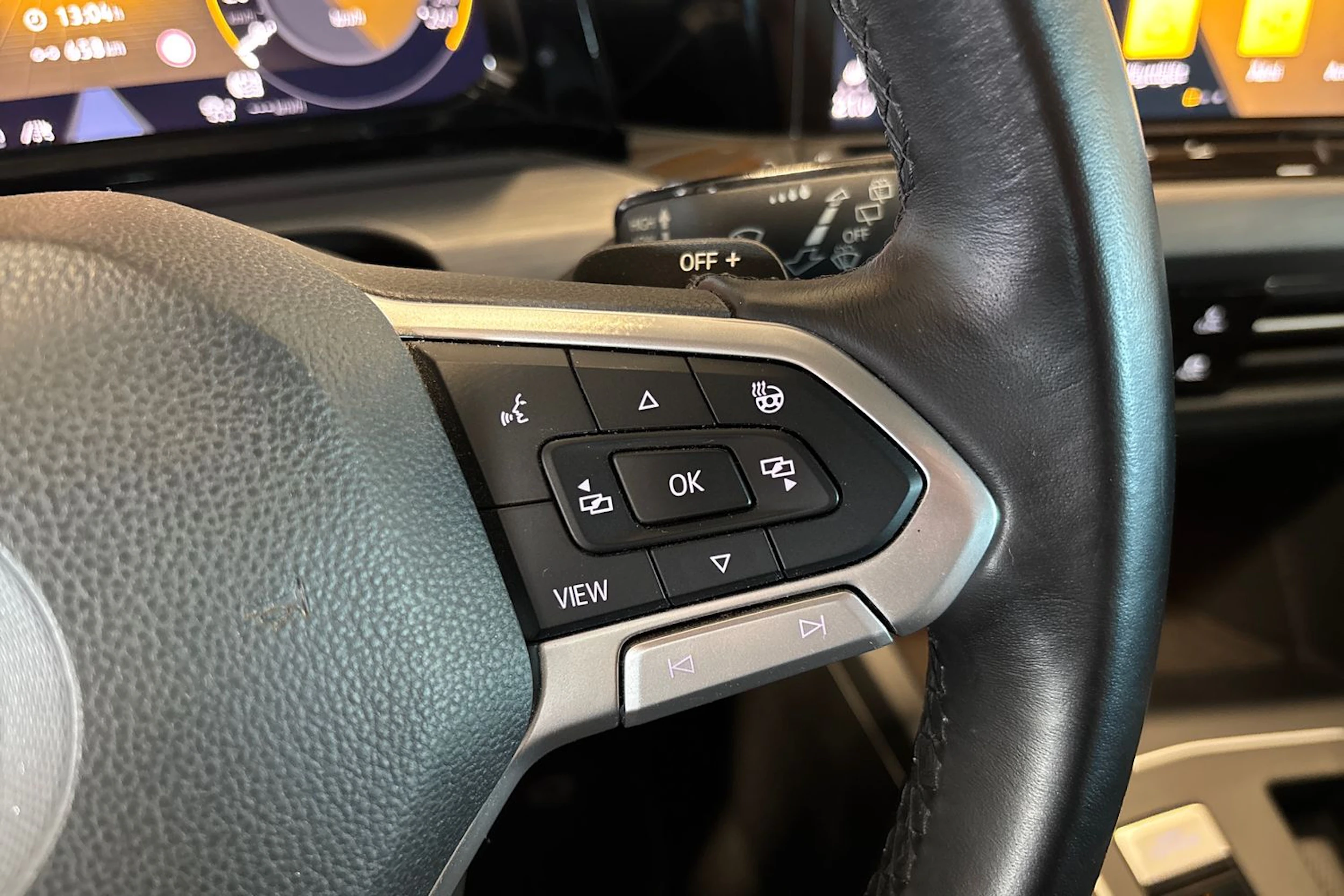 Harmaa Volkswagen GOLF 2020 kuva 13.