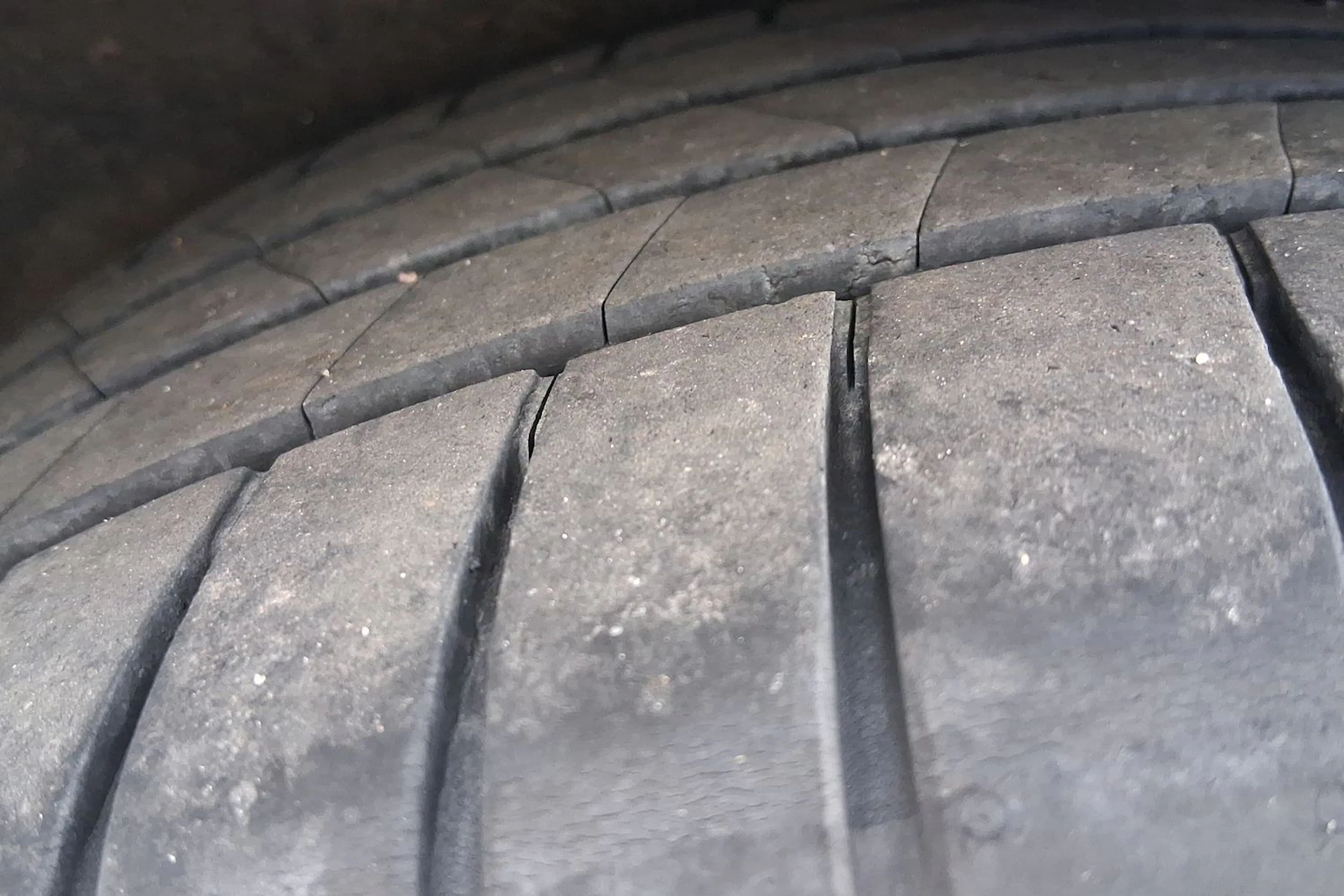 valkoinen Volkswagen Golf 2021 kuva 13.