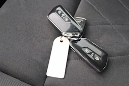 valkoinen Volkswagen Golf 2021 kuva 17.