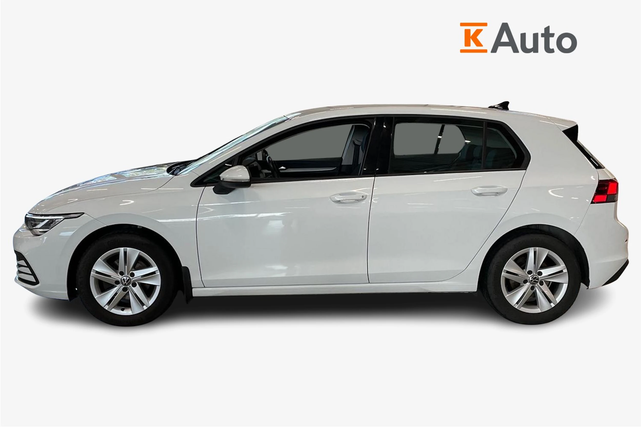 valkoinen Volkswagen Golf 2021 kuva 7.