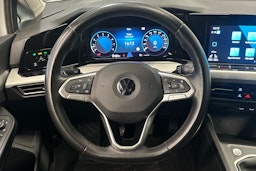 valkoinen Volkswagen Golf 2020 kuva 12.