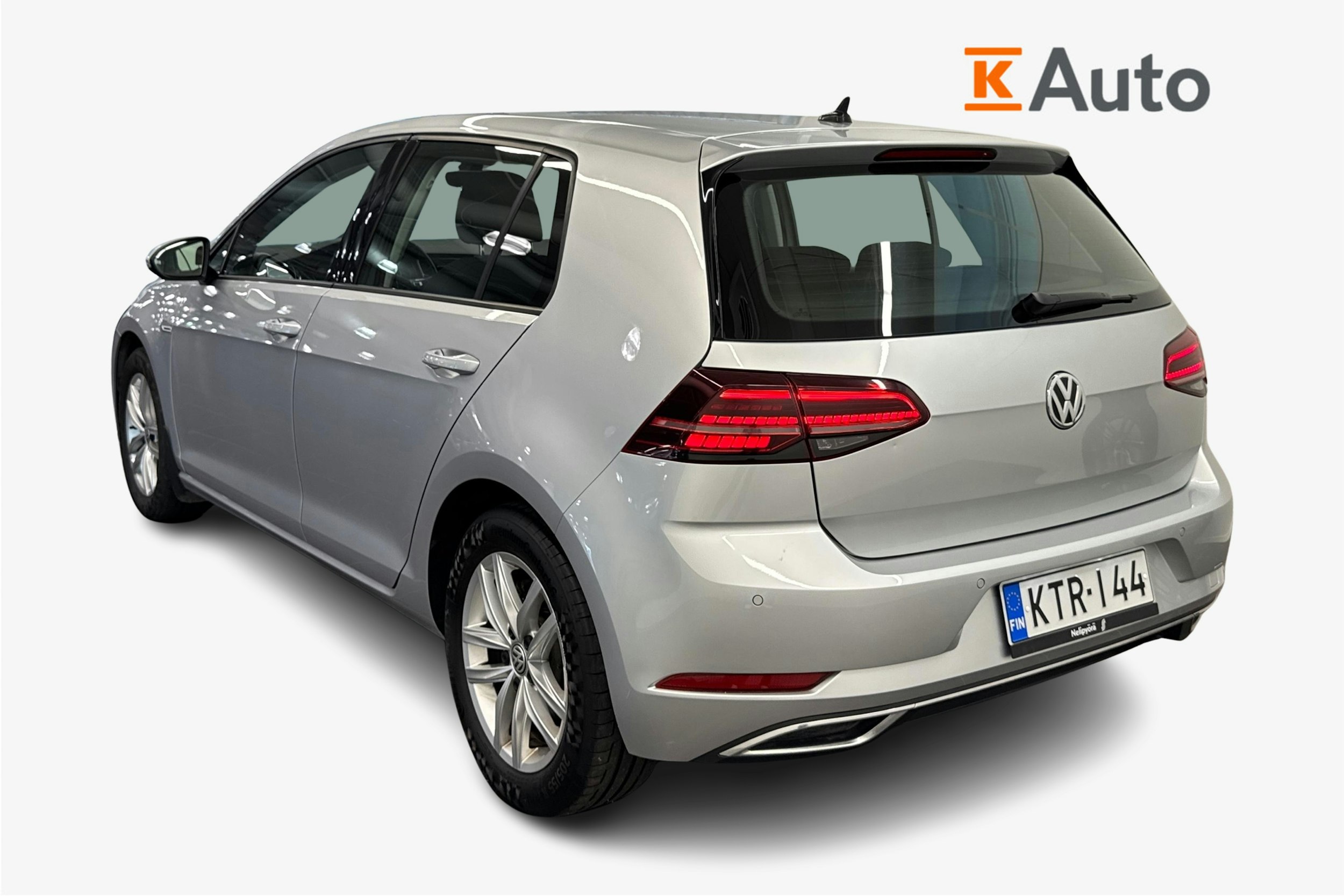hopea Volkswagen Golf 2020 kuva 2.