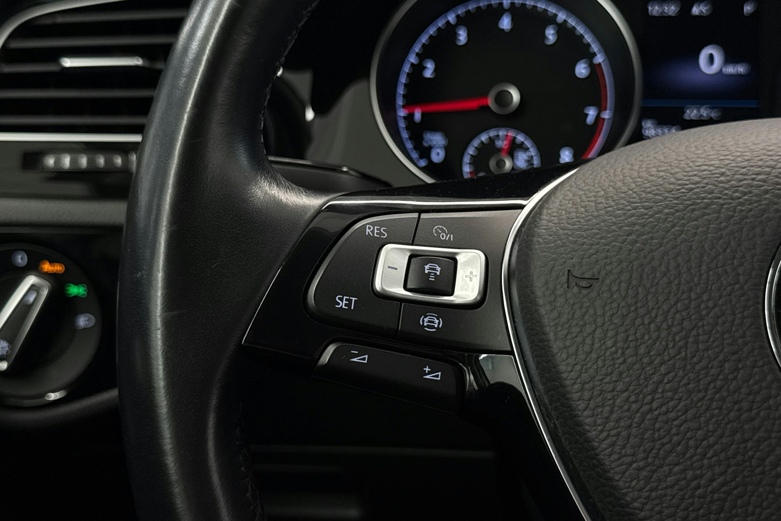 hopea Volkswagen Golf 2020 kuva 17.
