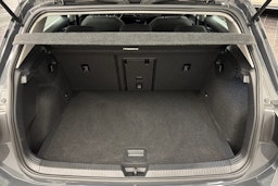 harmaa Volkswagen Golf 2020 kuva 14.