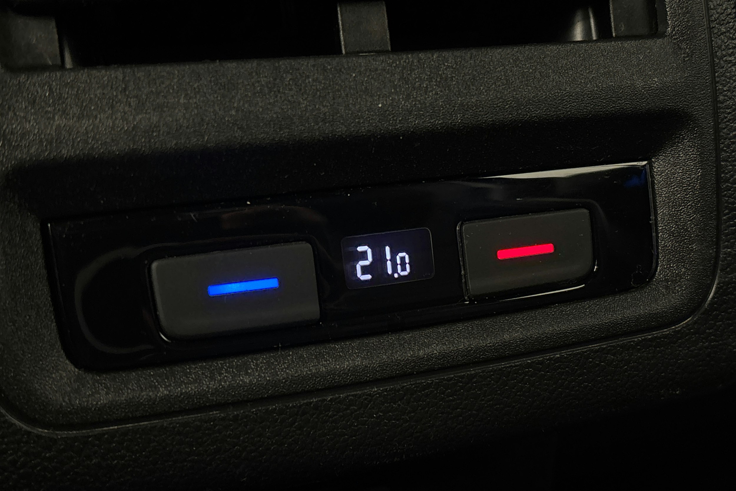 harmaa Volkswagen Golf 2020 kuva 15.