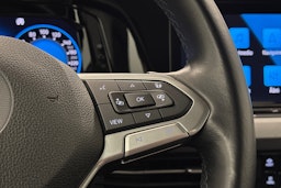 harmaa Volkswagen Golf 2020 kuva 19.