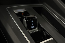 harmaa Volkswagen Golf 2020 kuva 27.