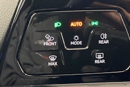harmaa Volkswagen Golf 2020 kuva 20.