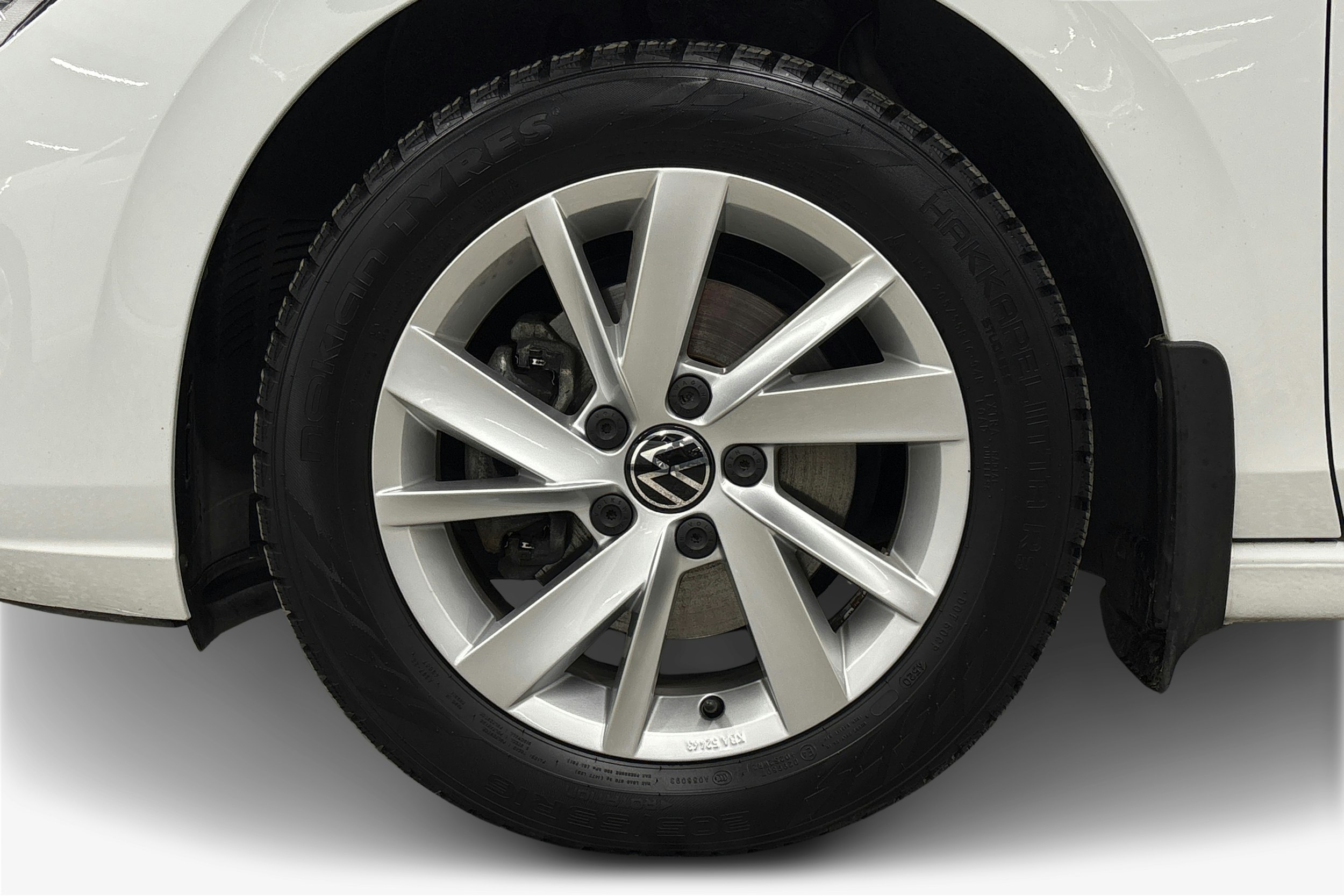 valkoinen Volkswagen Golf 2021 kuva 11.