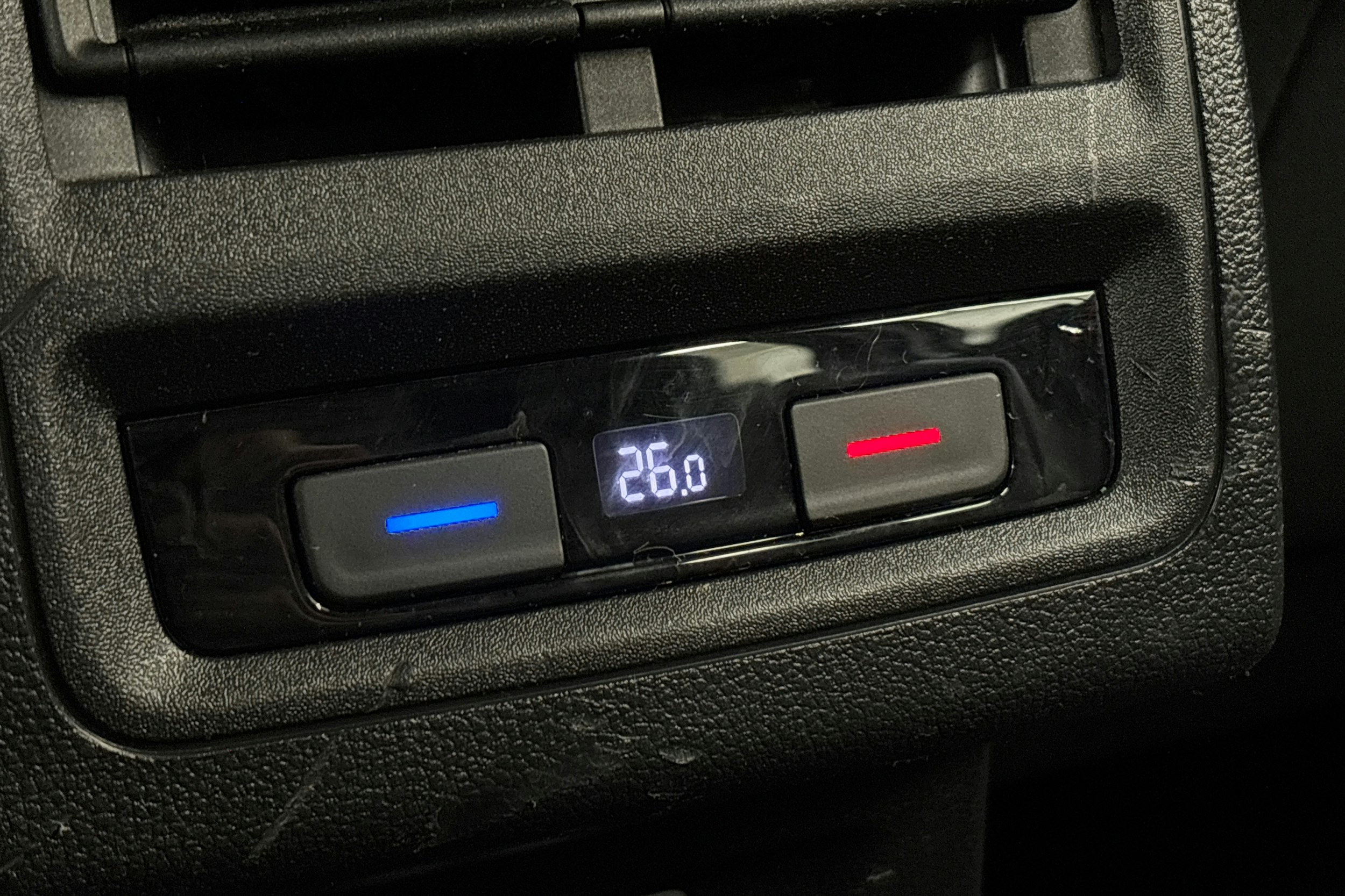 valkoinen Volkswagen Golf 2021 kuva 15.