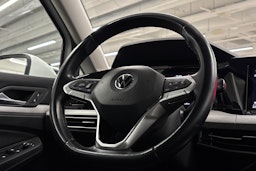 valkoinen Volkswagen Golf 2021 kuva 17.