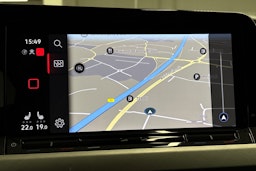 valkoinen Volkswagen Golf 2021 kuva 21.