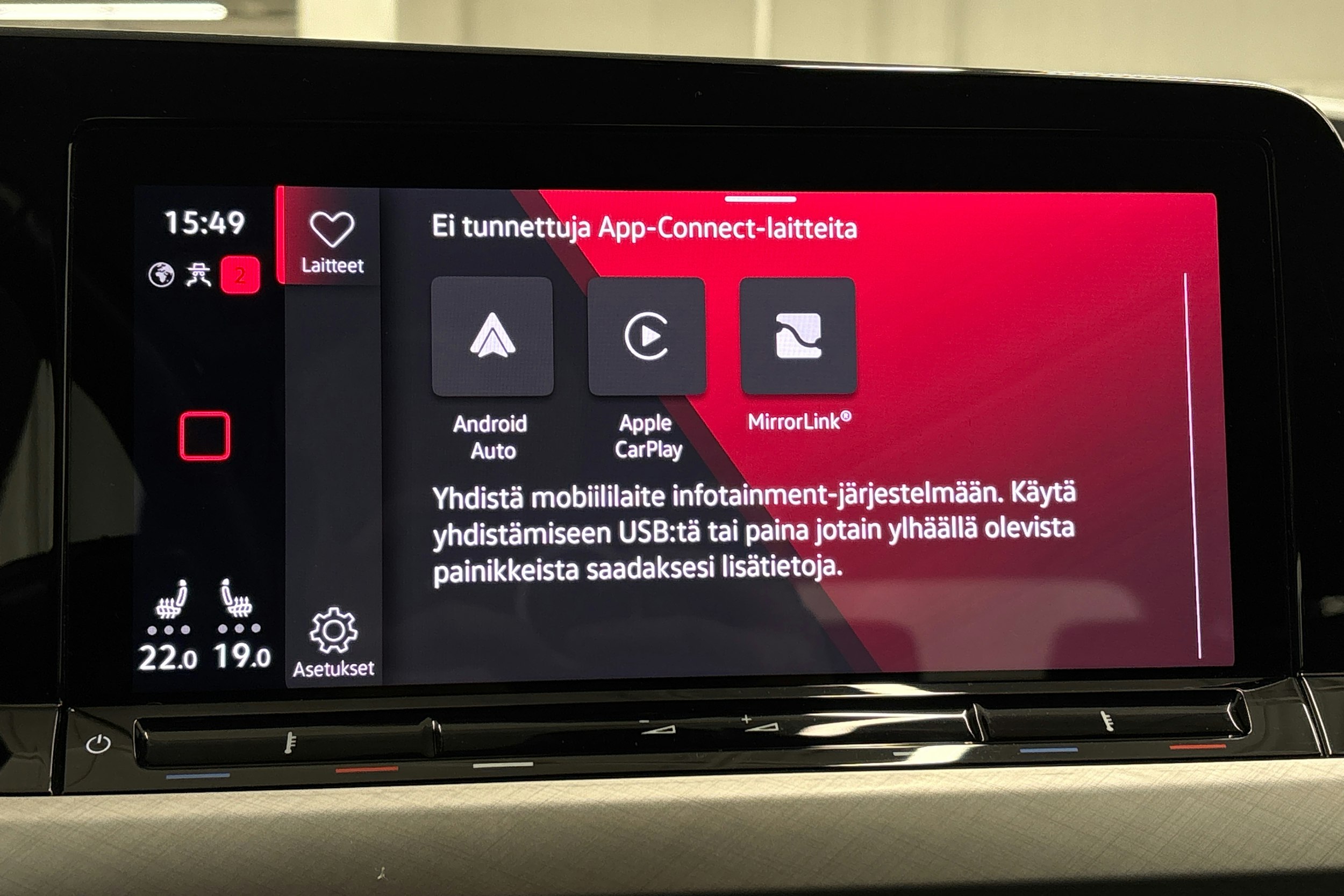 valkoinen Volkswagen Golf 2021 kuva 22.