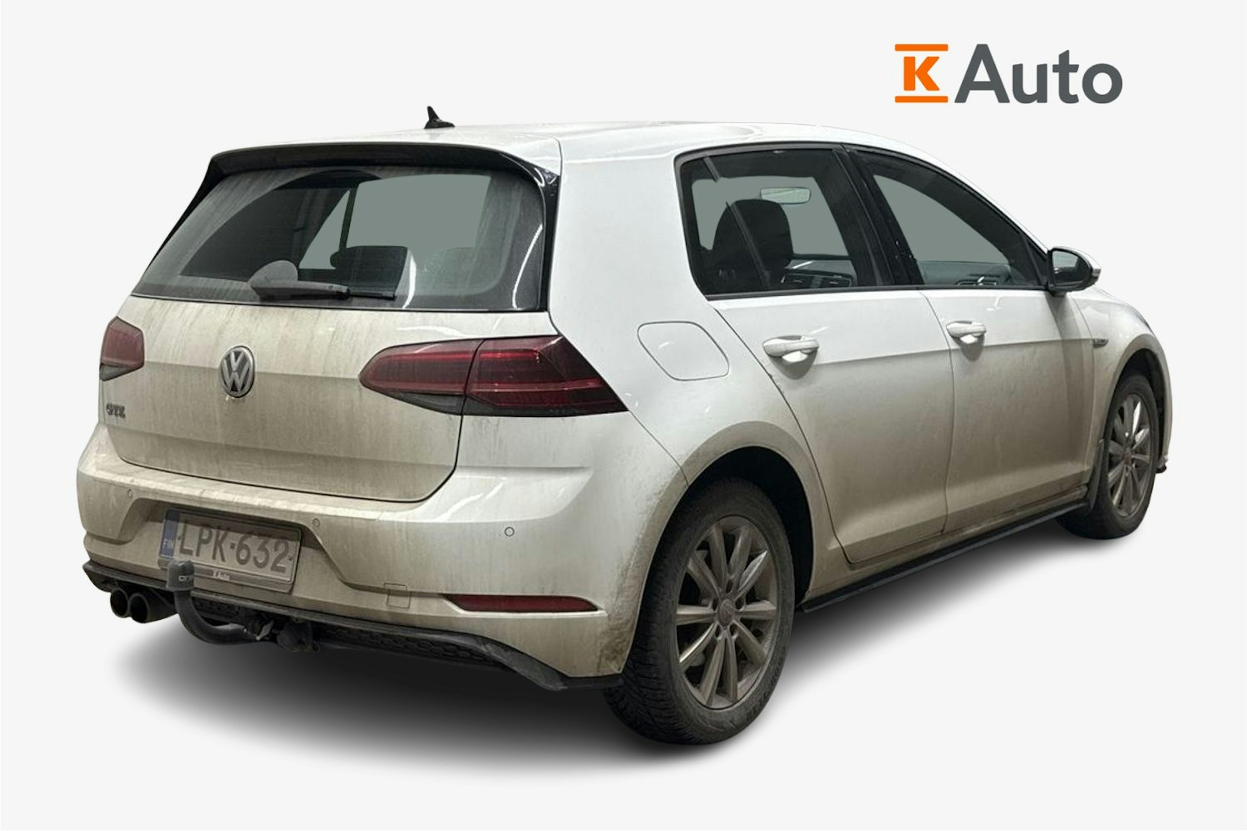 valkoinen Volkswagen Golf 2020 kuva 2.