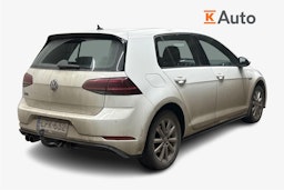 valkoinen Volkswagen Golf 2020 kuva 2.