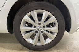 Valkoinen Volkswagen GOLF 2020 kuva 13.