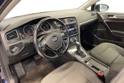 sininen Volkswagen Golf 2020 kuva 3.