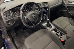 sininen Volkswagen Golf 2020 kuva 6.