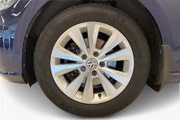 sininen Volkswagen Golf 2020 kuva 9.