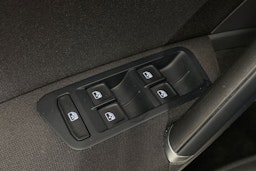 sininen Volkswagen Golf 2020 kuva 11.