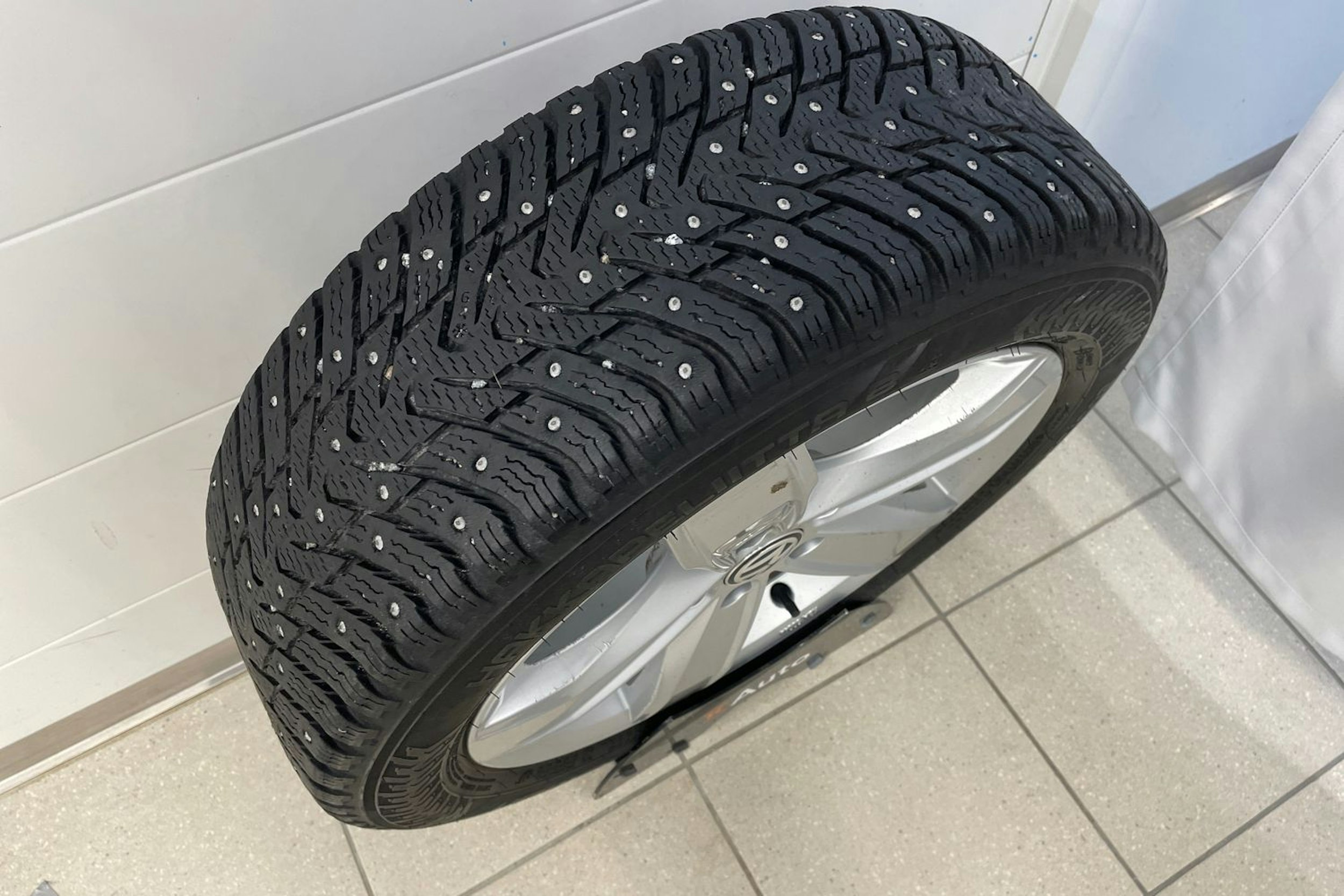 sininen Volkswagen Golf 2020 kuva 23.