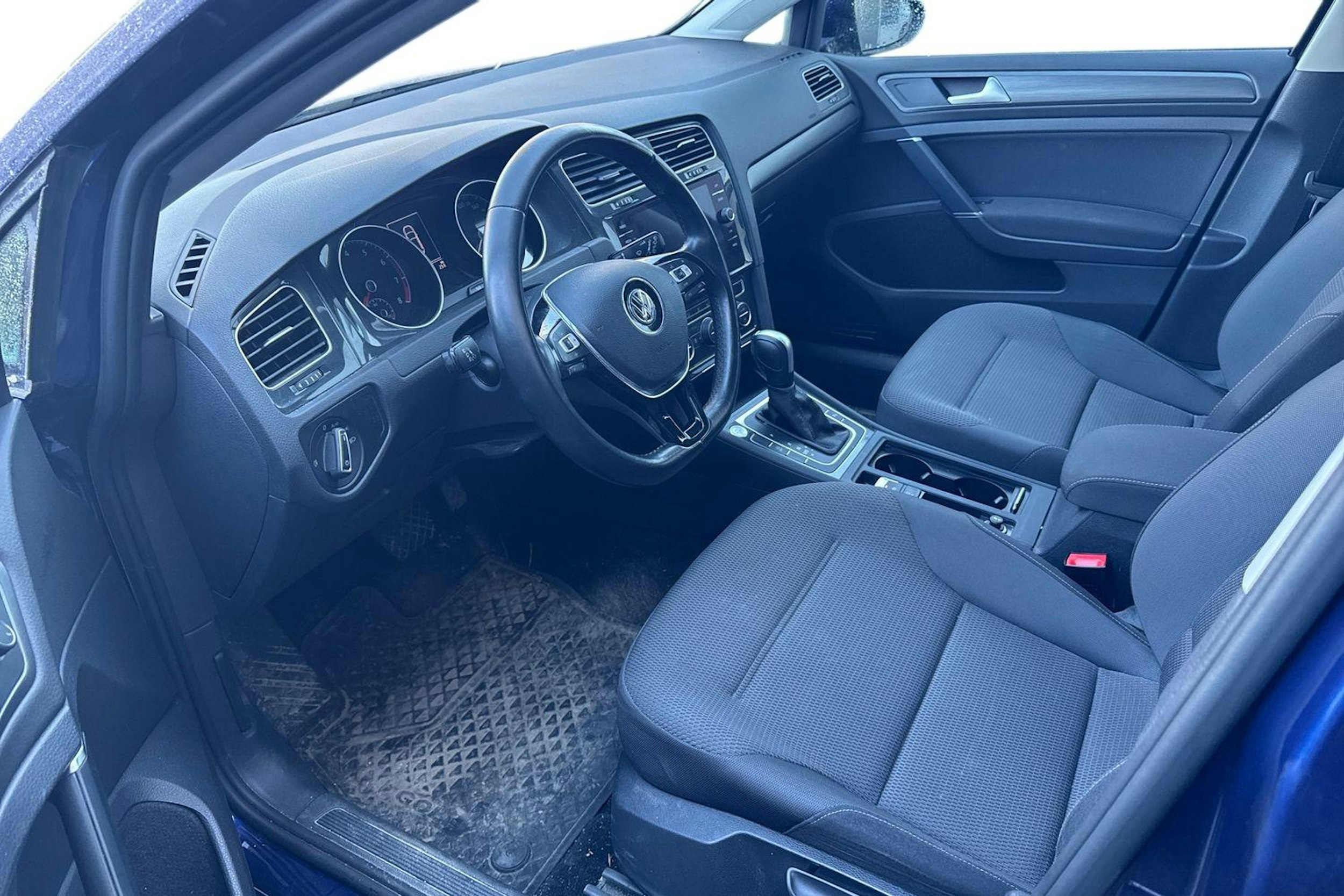 met. sininen Volkswagen Golf 2020 kuva 3.