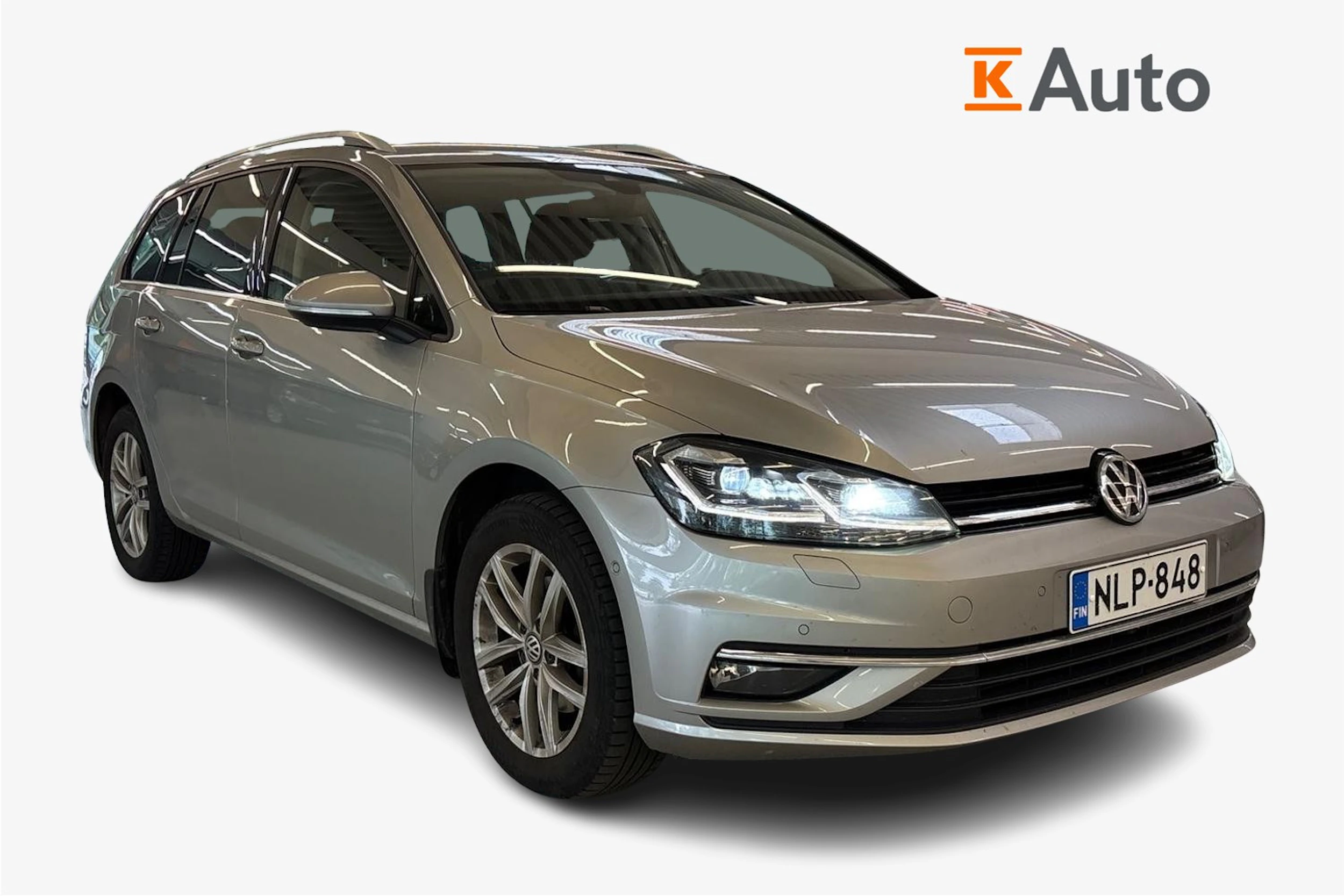 harmaa Volkswagen Golf 2020 kuva 1.