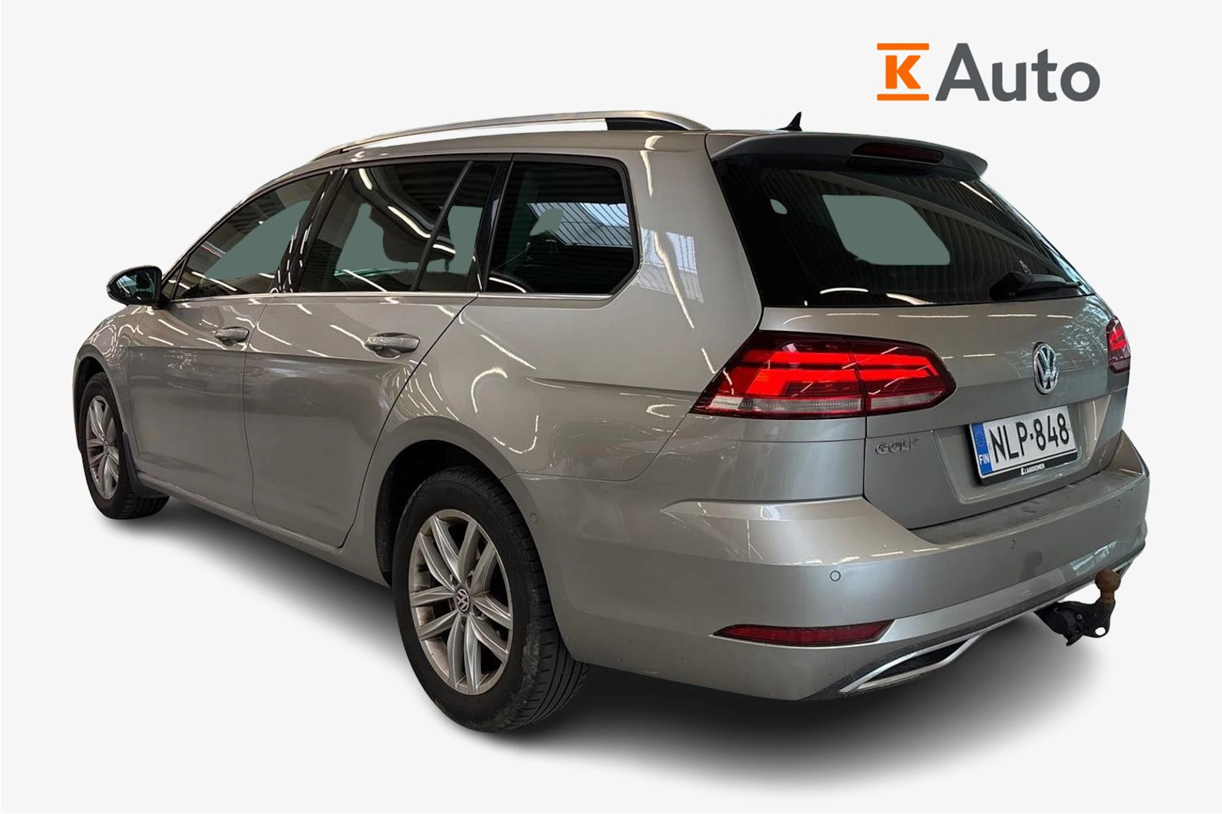 harmaa Volkswagen Golf 2020 kuva 2.