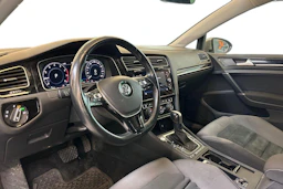 harmaa Volkswagen Golf 2020 kuva 3.