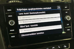 harmaa Volkswagen Golf 2020 kuva 9.