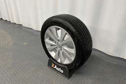 harmaa Volkswagen Golf 2020 kuva 13.