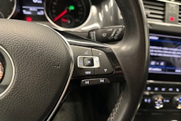 harmaa Volkswagen Golf 2020 kuva 15.