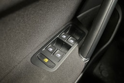 harmaa Volkswagen Golf 2020 kuva 18.