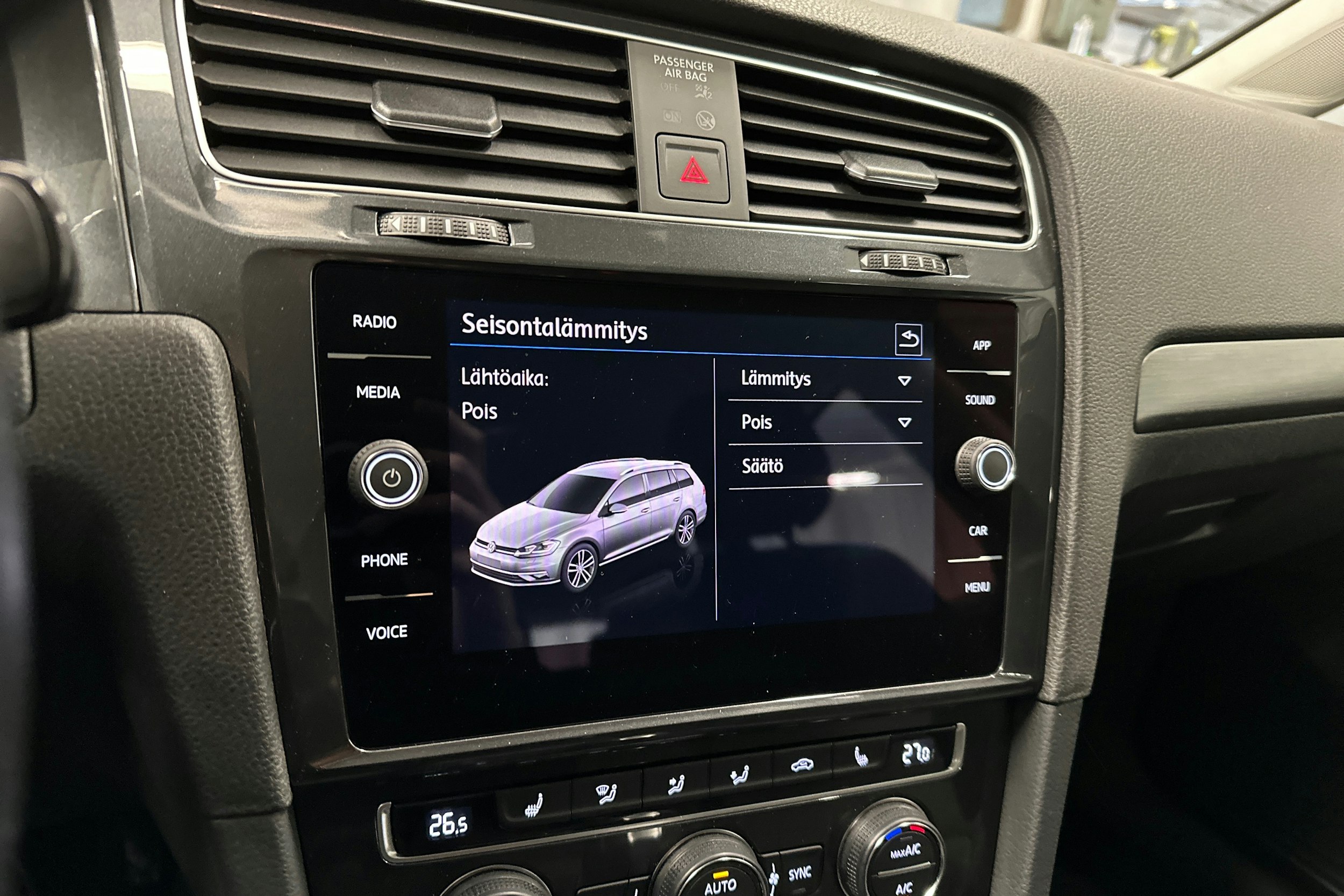 harmaa Volkswagen Golf 2020 kuva 22.