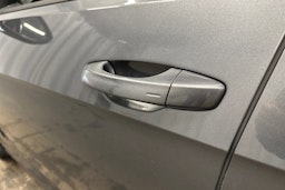 harmaa Volkswagen Golf 2020 kuva 27.