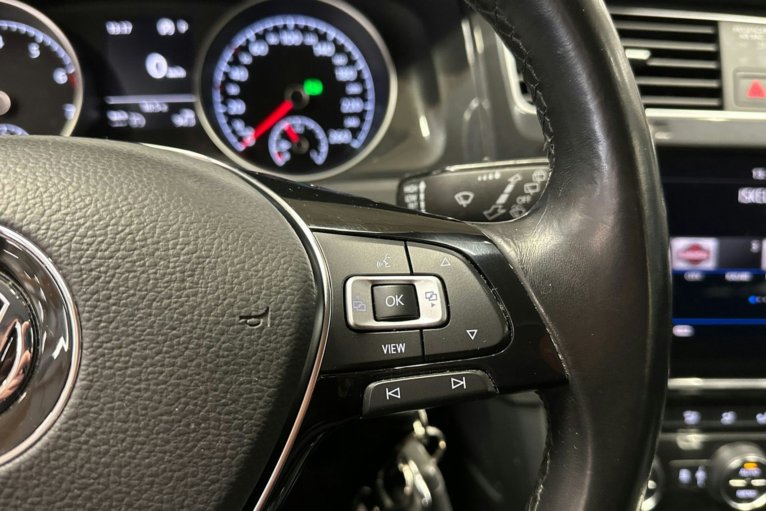 Harmaa Volkswagen GOLF 2020 kuva 24.