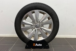 punainen Volkswagen Golf 2020 kuva 13.