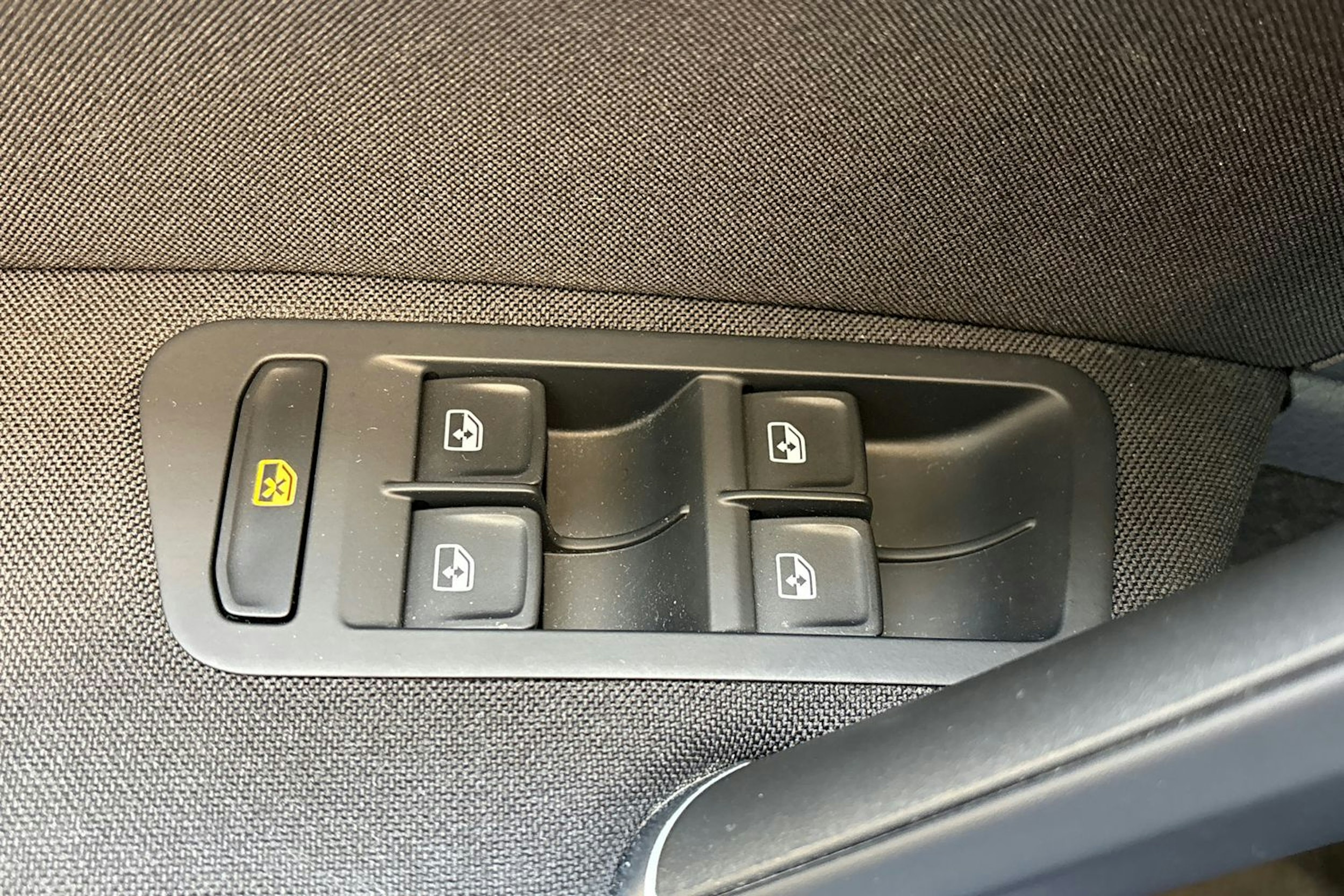 sininen Volkswagen Golf 2020 kuva 17.