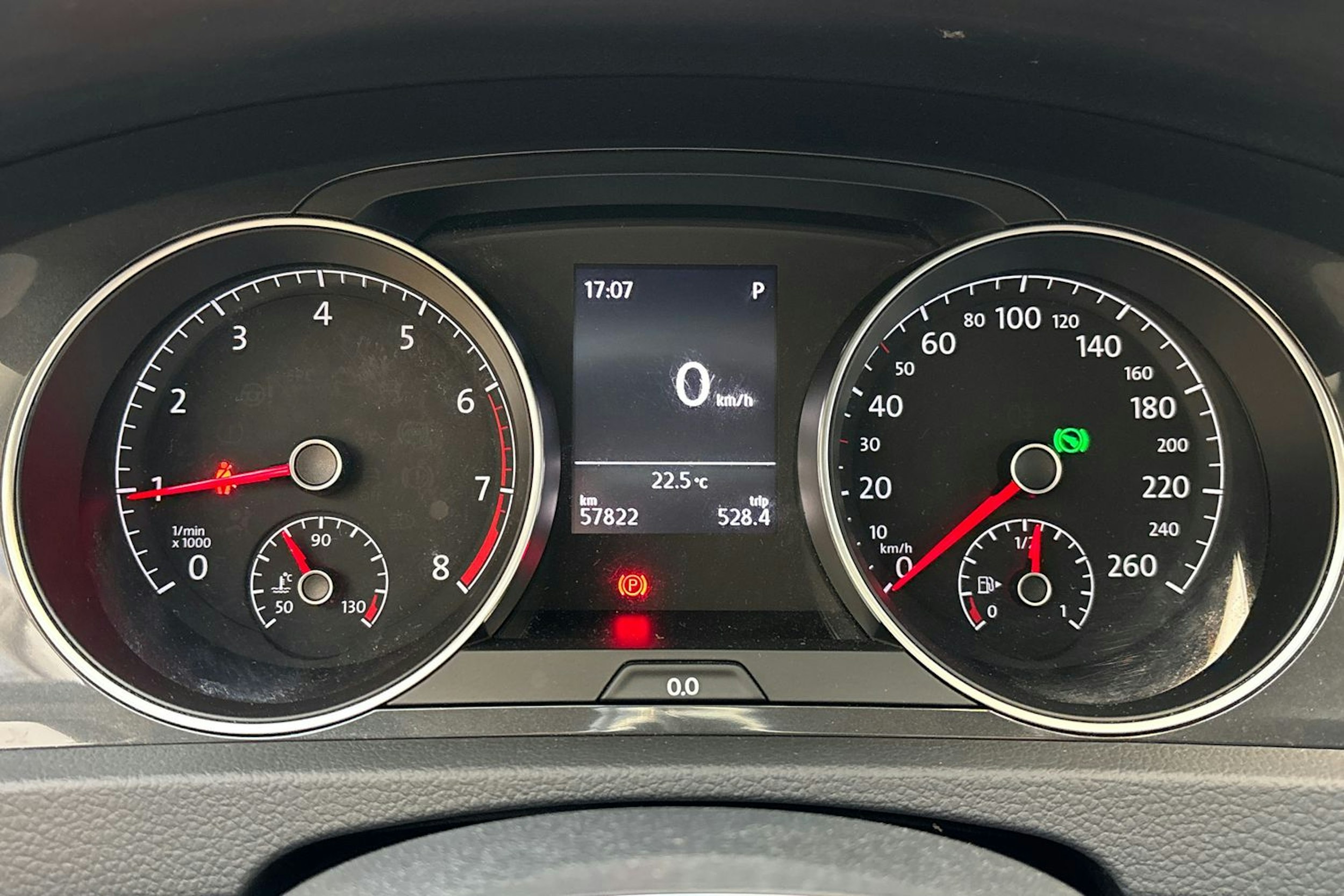 sininen Volkswagen Golf 2020 kuva 22.