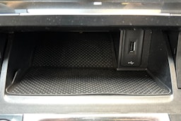 sininen Volkswagen Golf 2020 kuva 28.