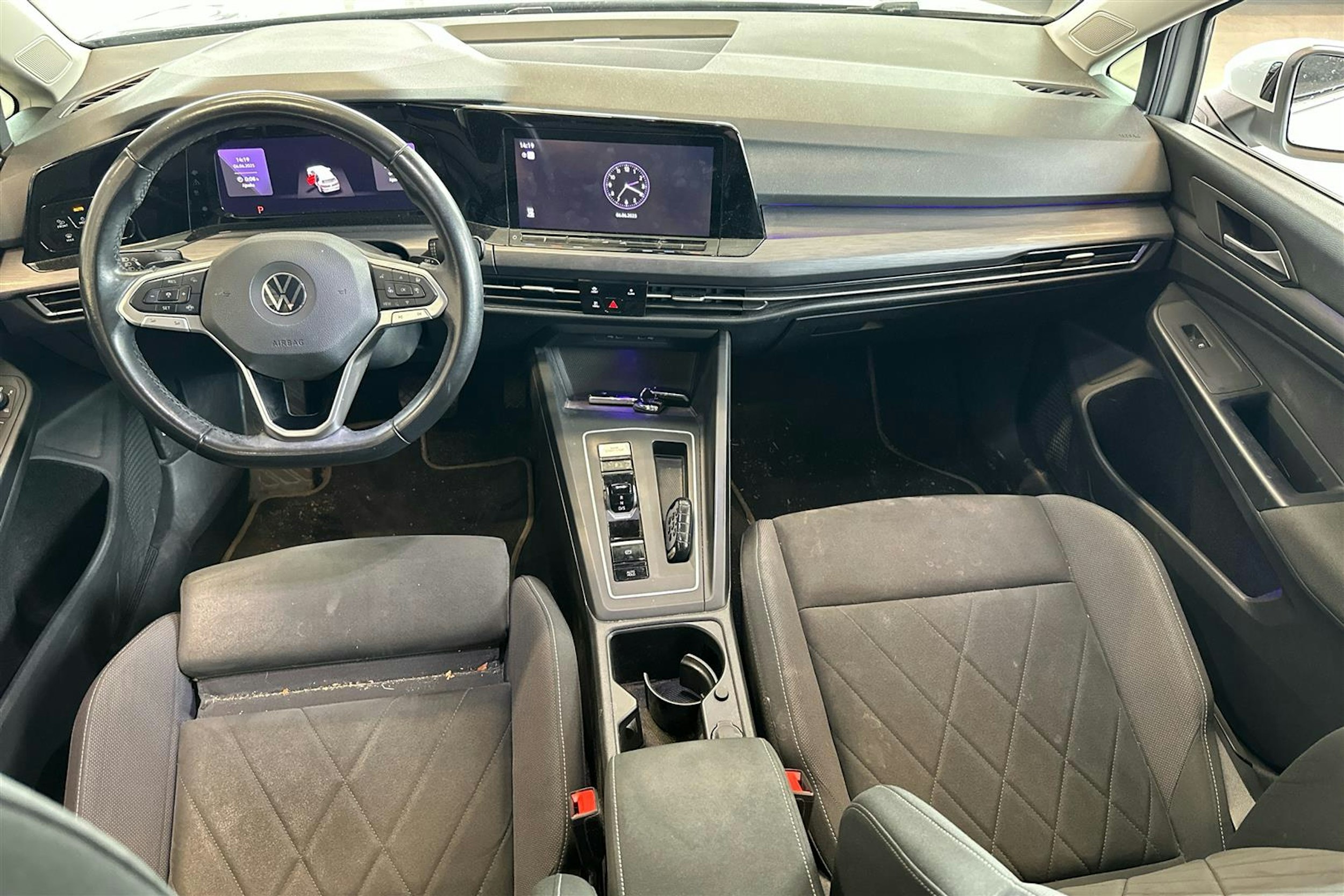 hopea Volkswagen Golf 2020 kuva 8.