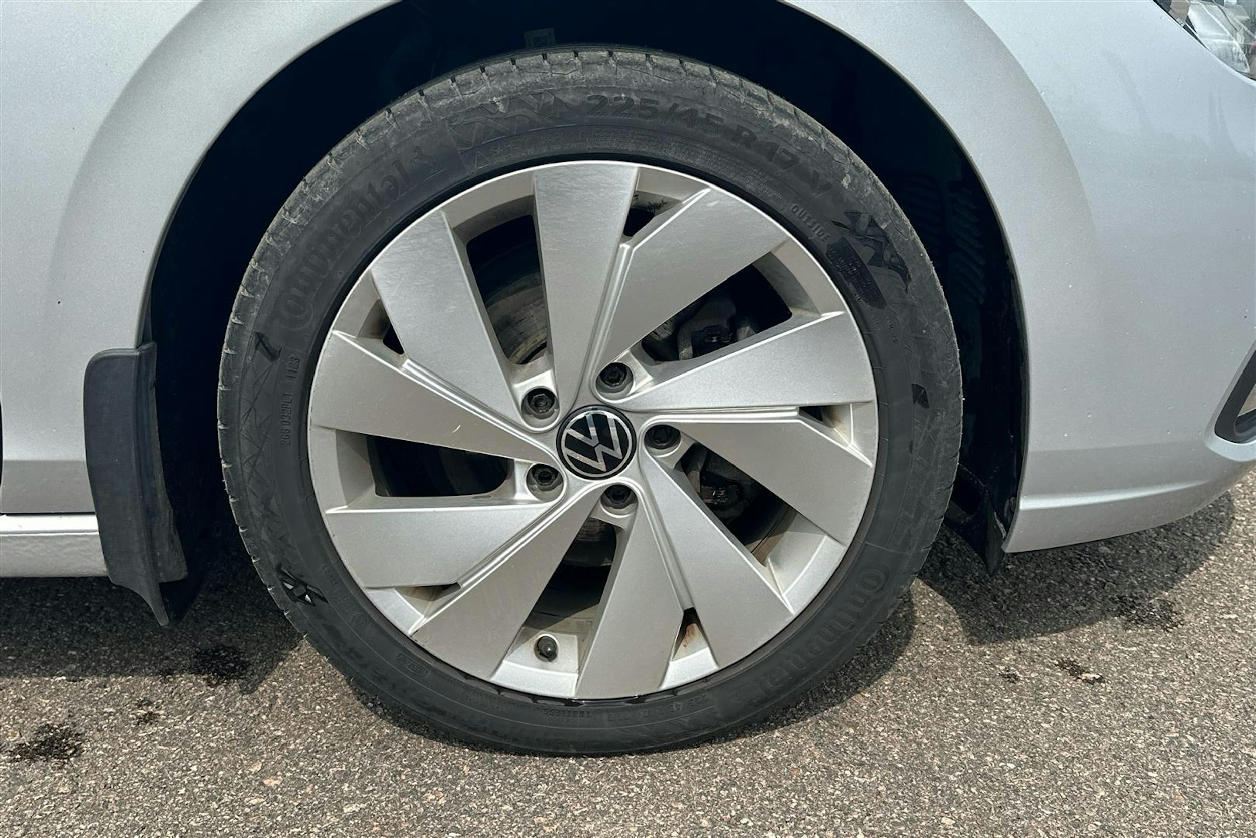 hopea Volkswagen Golf 2020 kuva 9.