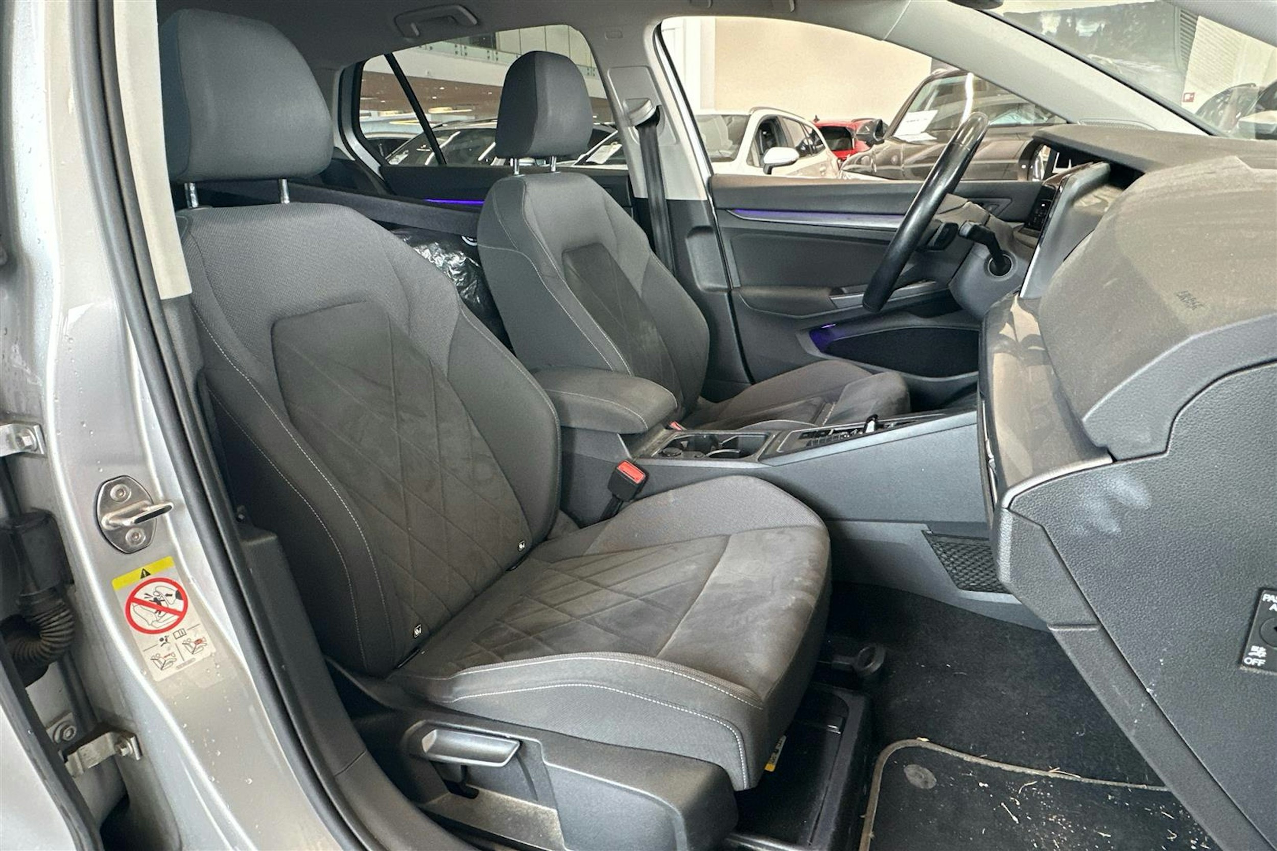 hopea Volkswagen Golf 2020 kuva 13.