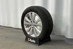 harmaa Volkswagen Golf 2020 kuva 10.