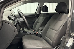 harmaa Volkswagen Golf 2020 kuva 12.