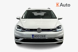 valkoinen Volkswagen Golf 2020 kuva 4.