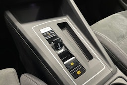 harmaa Volkswagen Golf 2020 kuva 20.