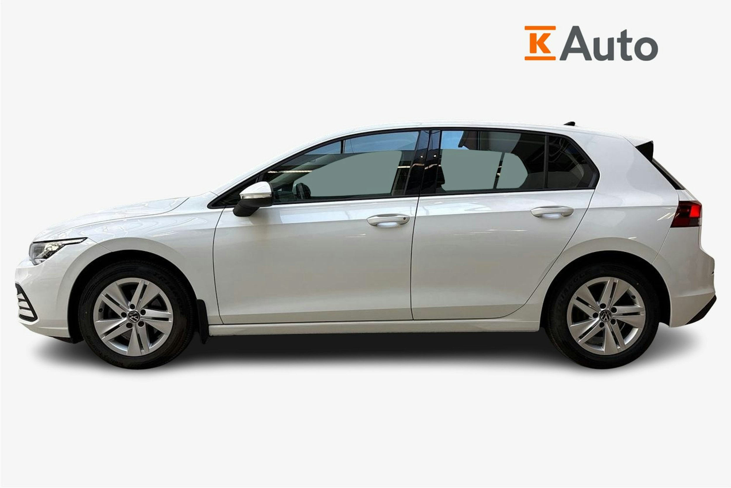 valkoinen Volkswagen Golf 2020 kuva 6.